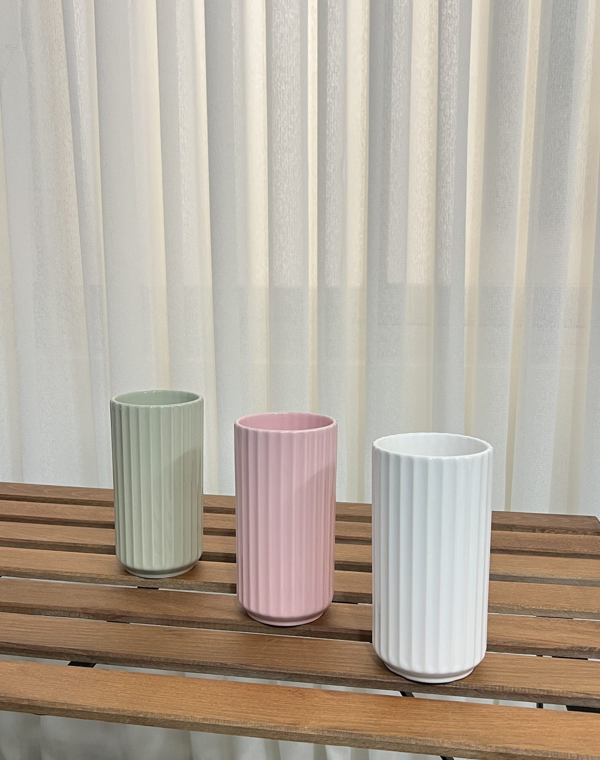 گلدان شیاردار سرامیکی آرتا