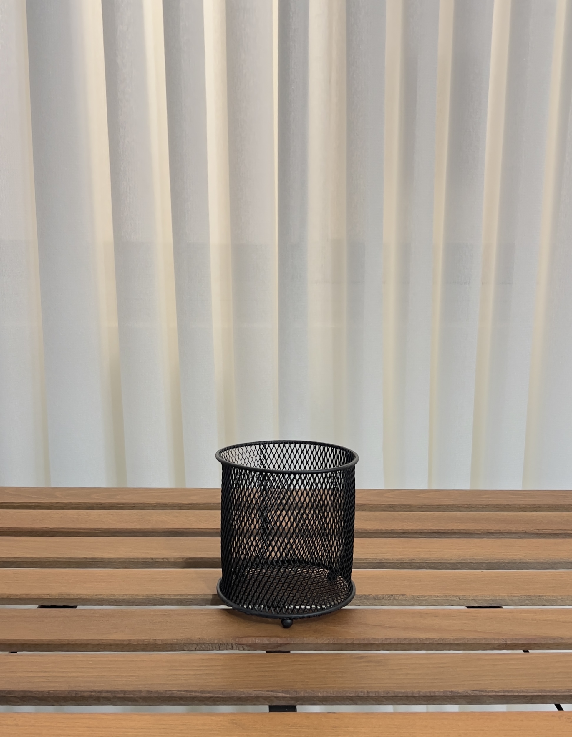 جاقاشقی گرد رومیزی هلن